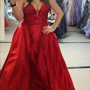100% silk prom dress